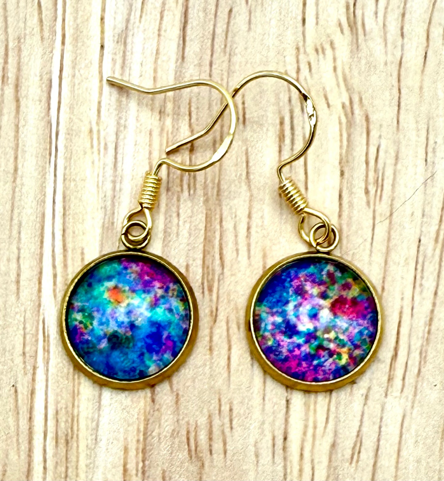 Color bomb earrings (gold, single drop)